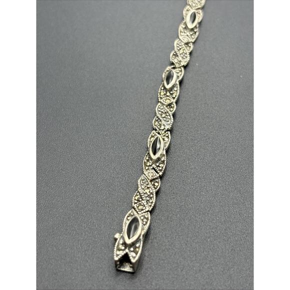 Vintage Sterling Silver Onyx 7" Bracelet Marcasite Bracelet 13 Grams W18 - Picture 9 of 11